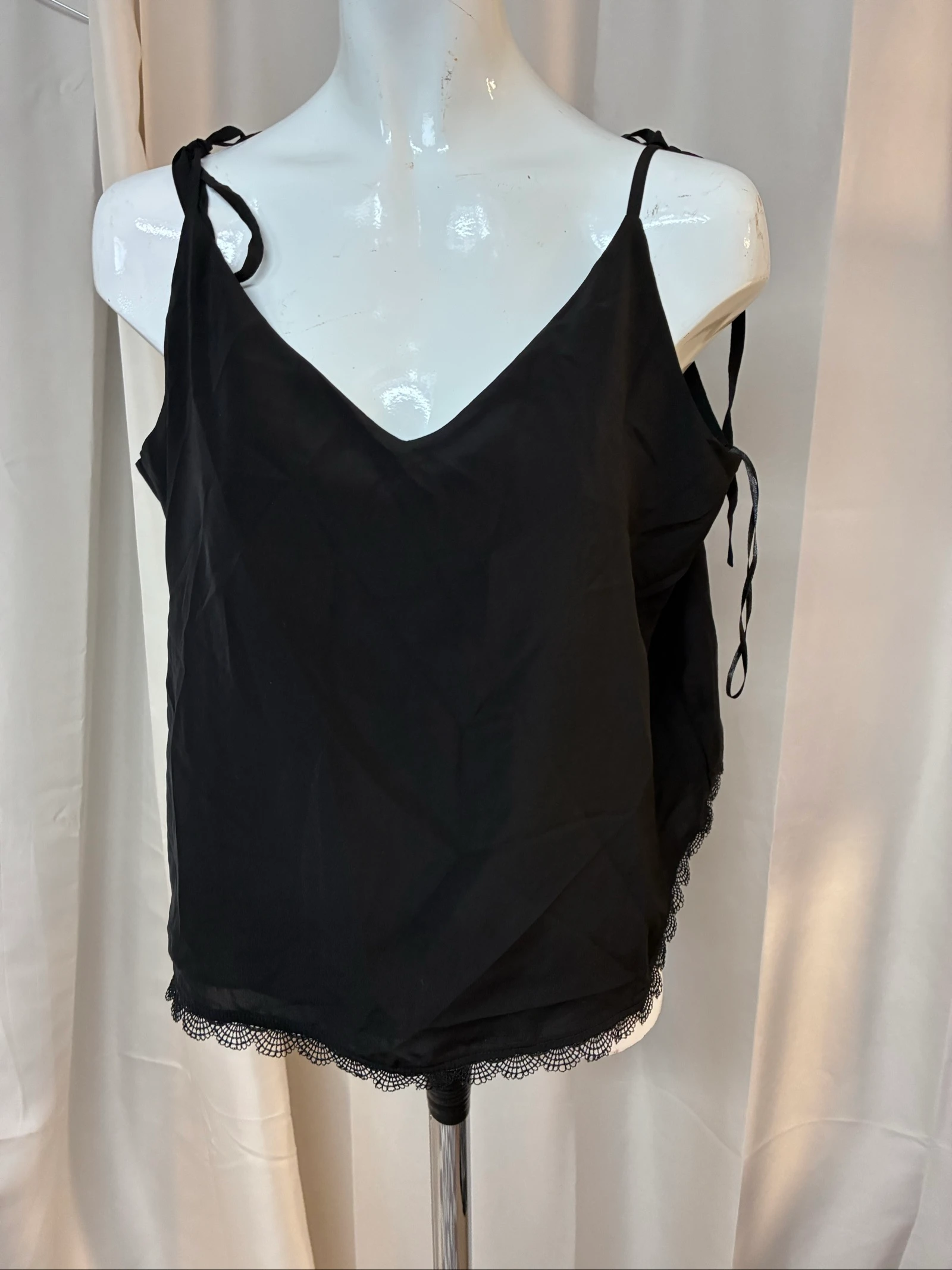 Vloeiende zwarte top met geknoopte bandjes Pimkie Maat XL – photo 4